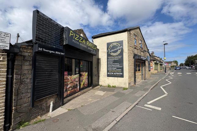 32, Town Gate, Bradford photo 2