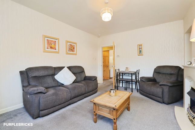 Wallace Place, Glasgow photo 2