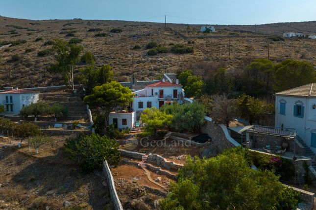 Villa for sale in Mandraki, Greece