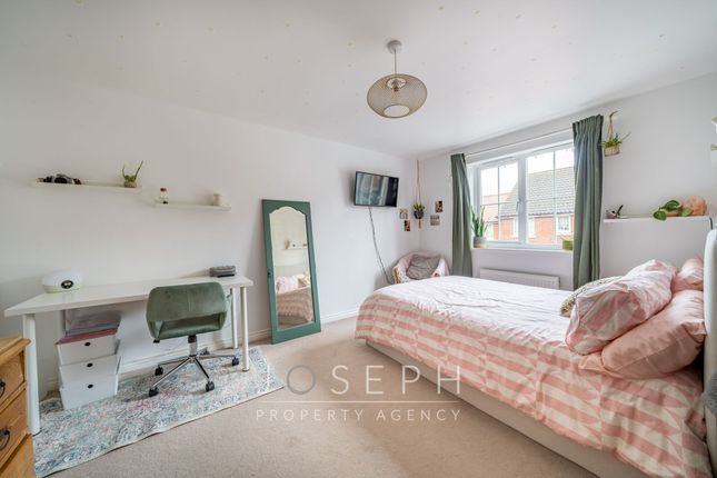 Town house for sale in Quantrill Terrace, Kesgrave
