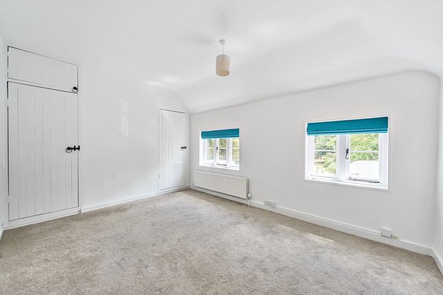 8, Vicarage Road, Maidenhead photo 3