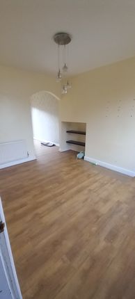 4, Shaw Street, Stoke-on-Trent photo 5