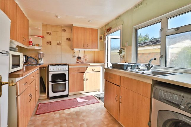 19, Lumby Drive Mobile Home Park, HAMPSHIRE photo 2