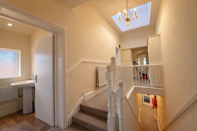 85, Lichfield photo 2