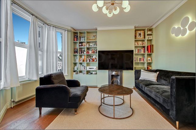47A, Redfern Road, London photo 2
