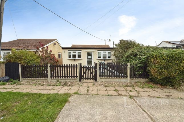 2-bed bungalow on 124, Colne Way, Clacton-on-Sea, £150,000