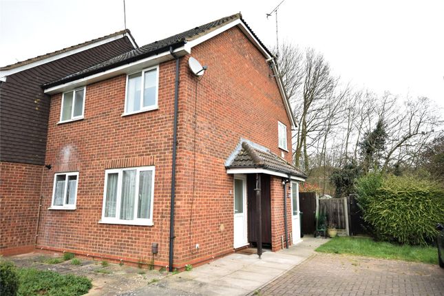 Thumbnail Terraced house to rent in Pearson Close, Aylesbury, Buckinghamshire