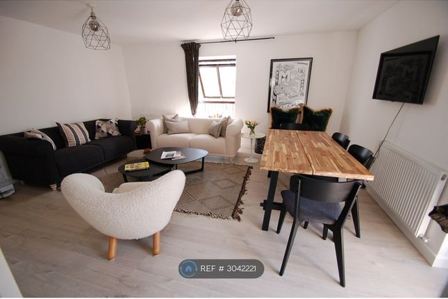 A Wheatley Close, Hendon London, London photo 2