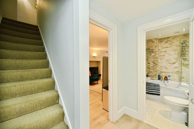 Flat 2, 69, Marine Parade, Brighton photo 4