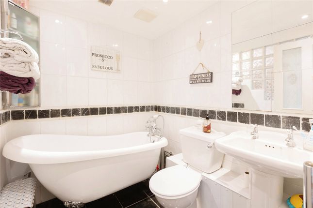 Flat for sale in Clifton Road, Tunbridge Wells, Kent