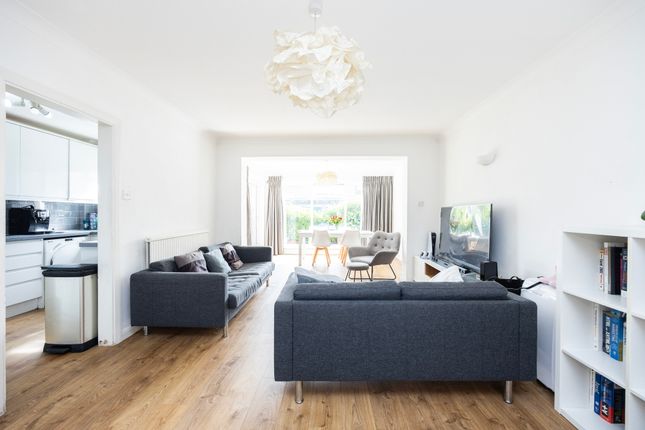 Flat for sale in Oaklands Road, Bromley