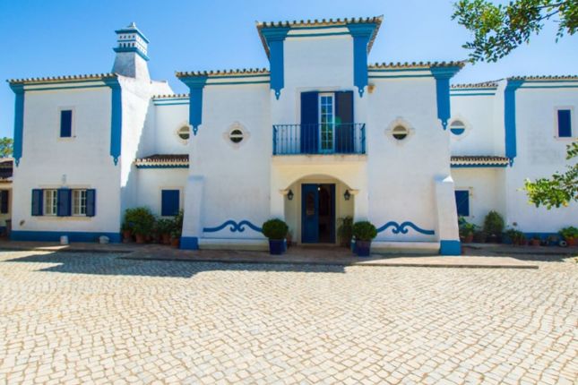 Villa for sale in São Lourenço, Almancil, Loulé