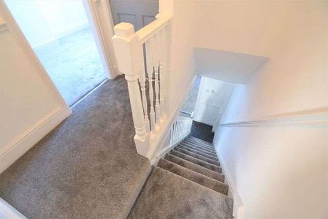 Terraced house to rent in Kingsford Street, Salford