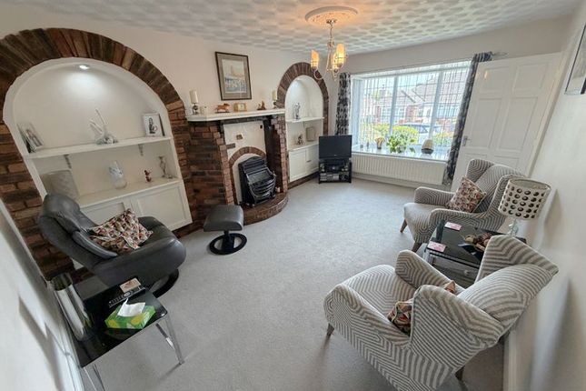 5, Hillside Close, Thornton Cleveleys photo 2