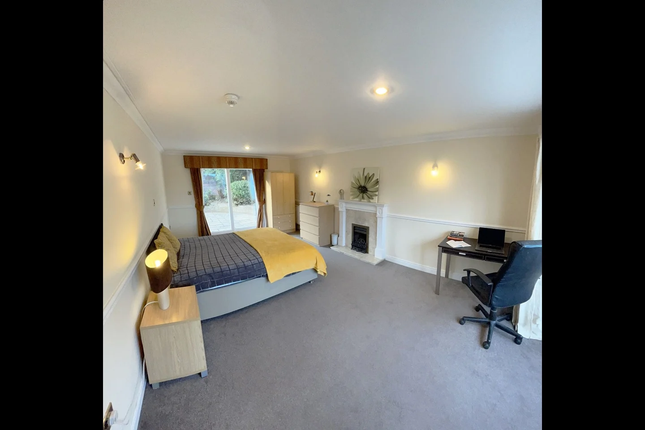 71 Chestnut Hill, Norwich photo 5