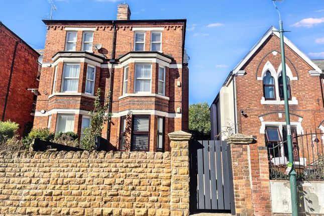 3-bed flat on 33, Gedling Grove, Nottingham, £140,000