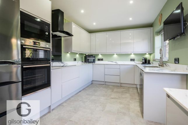 Highgate House, 27 Manor Farm Close, Norwich photo 4