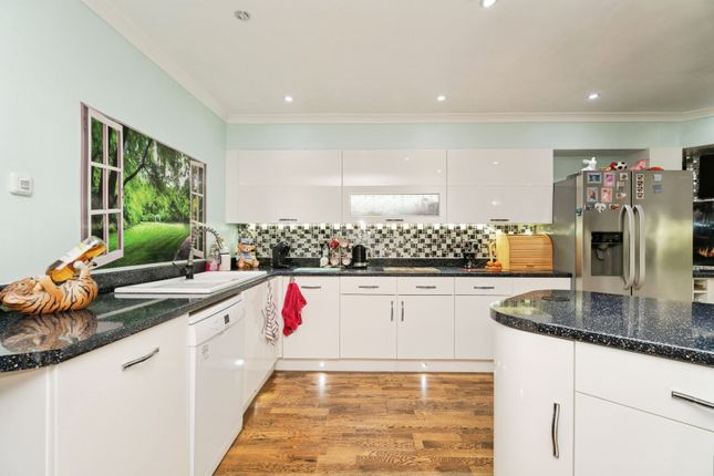 Rosebank, 11, Hill Close, Norfolk photo 4