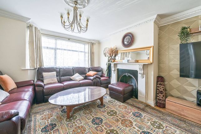 Wentworth Close, West Finchley photo 3
