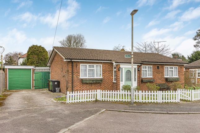 10 Oakmere Close, Potters Bar photo 2