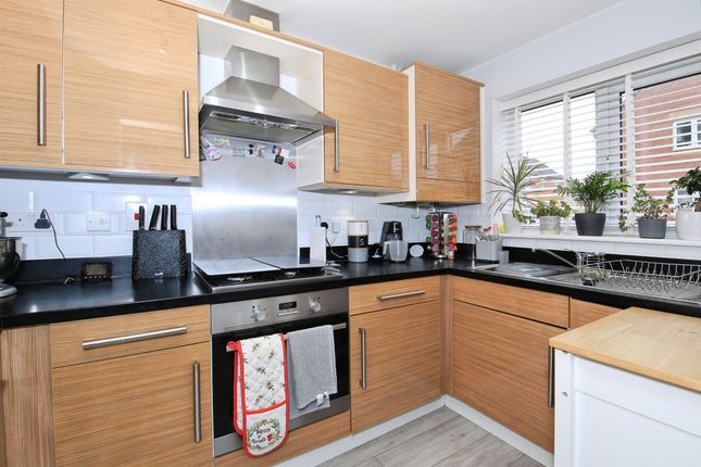 30, Hercules Way, Peterborough photo 3