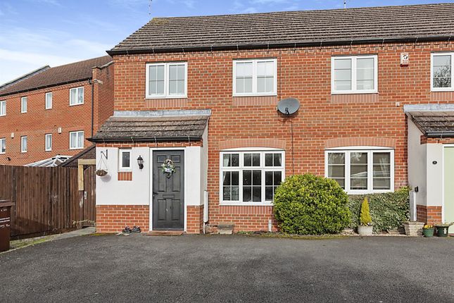 Town house for sale in Chaplin Close, Sileby, Loughborough