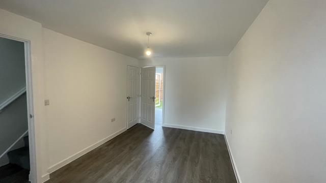 4, Trout Close, CORBY photo 5