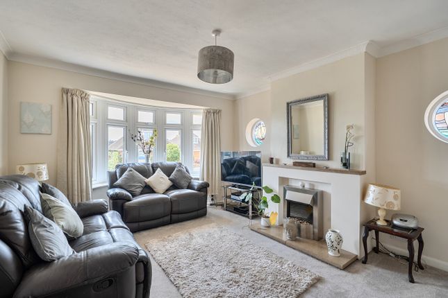 22, Southdene Road, Eastleigh photo 2
