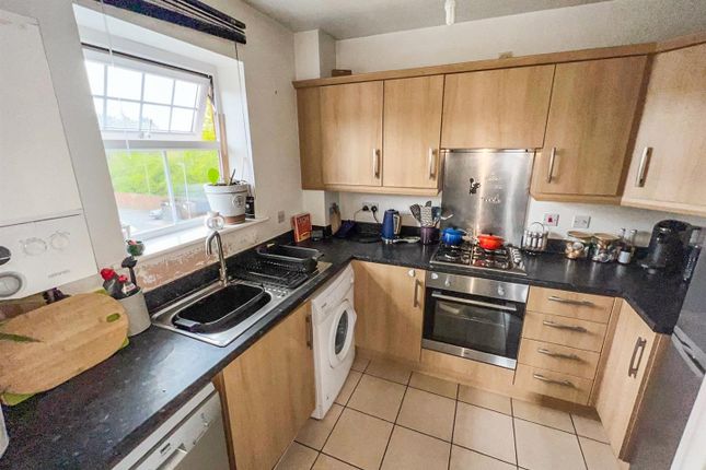 Flat for sale in Conyger Close, Great Oakley, Corby
