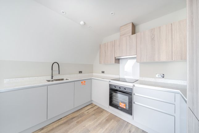 Emerald House- Apartment 3,, Albany Road, Hampshire photo 2