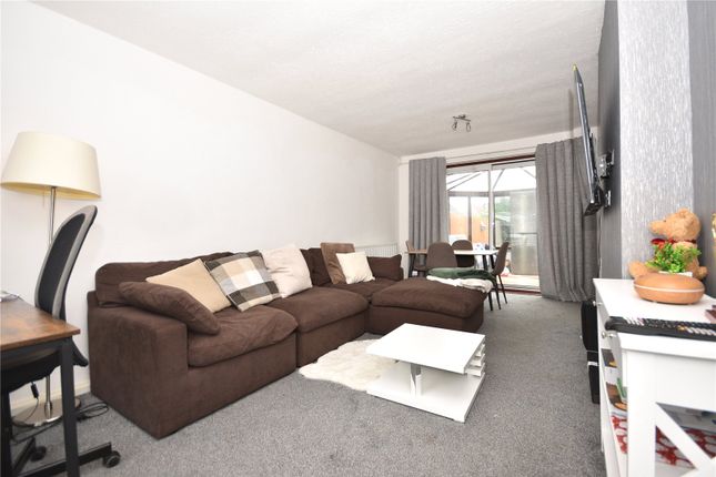 21, Stanks Avenue, West Yorkshire photo 2
