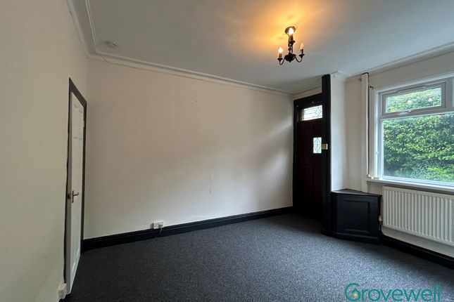 119a Crab Lane, Manchester photo 3