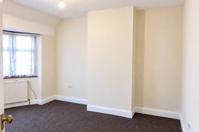39, Waltham Avenue, Middlesex photo 4
