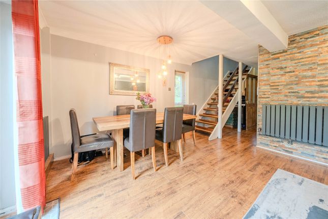 1, Fernwood, Roundhay photo 4