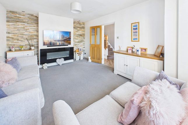 19, Coed Glas Road, Cardiff photo 2