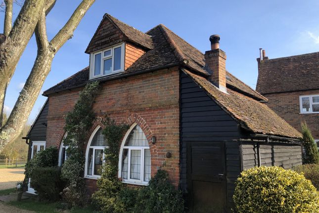 Thumbnail Detached house to rent in Horsham Road, Grafham