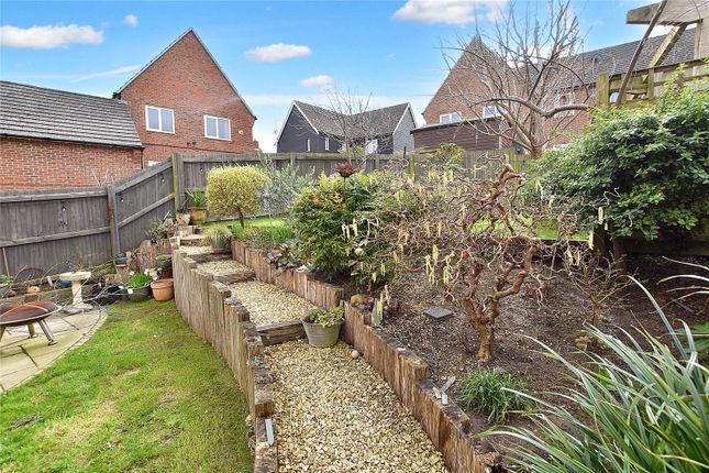 Detached house for sale in Dunnock End, Didcot, Oxfordshire