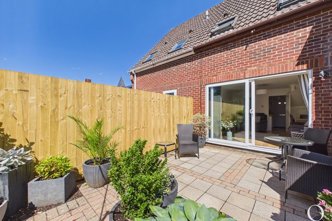 9, Georges Mews, Wimborne photo 3