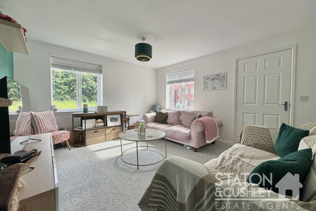 3 Lily Way, Newark photo 4