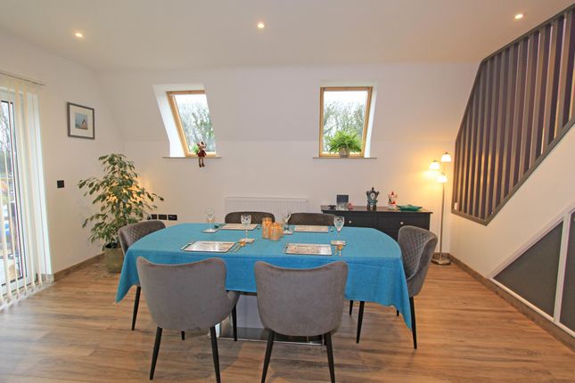 8 Clos Casquets , Le Petit Val, Alderney  photo 4