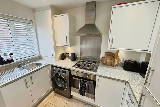 15, Gardeners Way, Southam photo 2