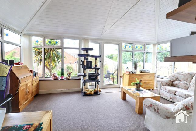 76, Sycamore Drive, Leicester photo 4
