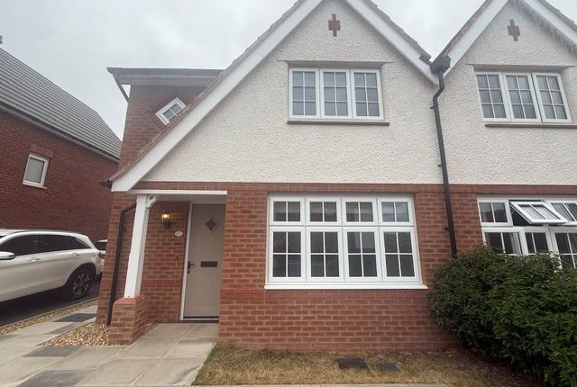 30, Ellesmere Port photo 2