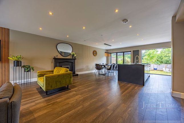 White Cottage, 56, High Road, Chigwell photo 2