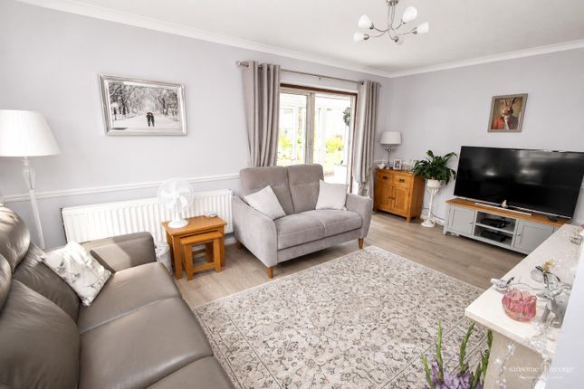 20, Broom Close, Reading photo 2