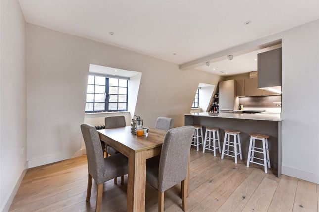 Flat for sale in 1A East Row, Chichester, West Sussex