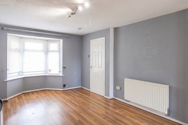 46, Meadowsweet Road Hamilton, Leicester photo 2