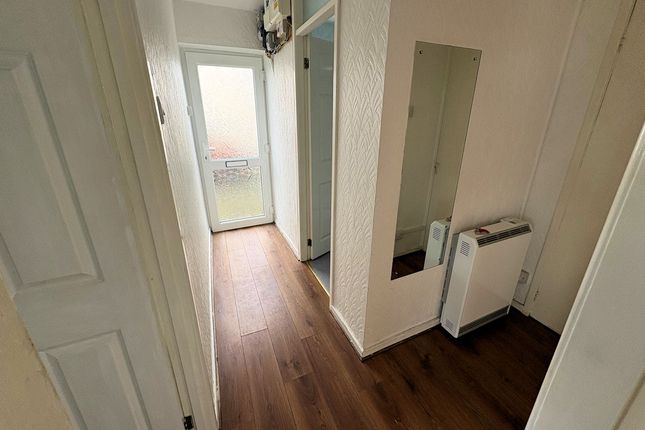 8 Ffordd Dyfrig , Tywyn  photo 4