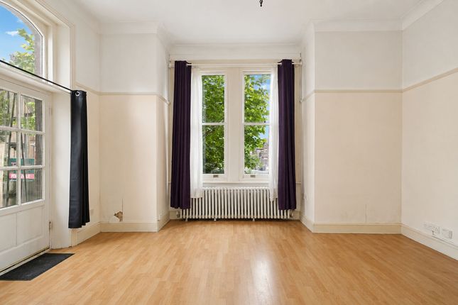 Flat 1, Thurston House, South Croydon photo 4