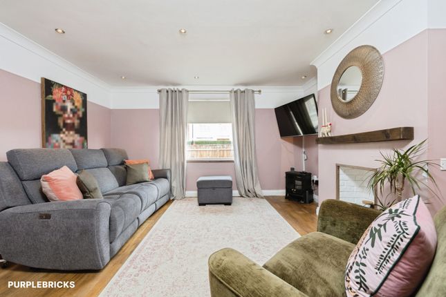 95, Ridley Avenue, Wallsend photo 3